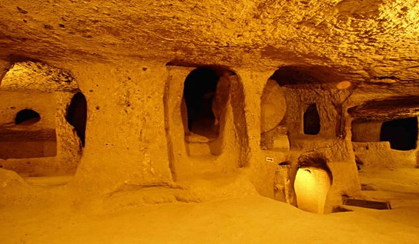 derinkuyu ciudad de reptilianos capadocia
