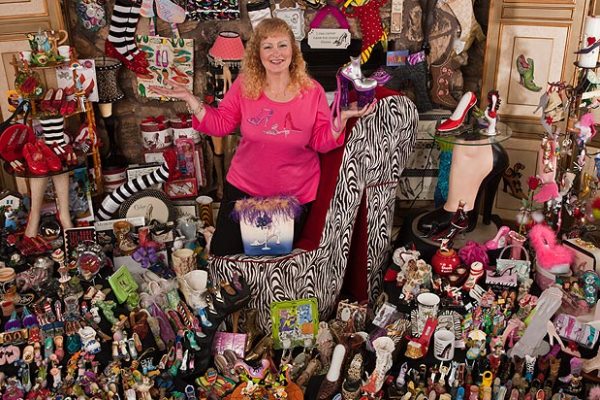 Las colecciones más extrañas del mundo 10 Darlene Flynn — colección Guinness de zapatos